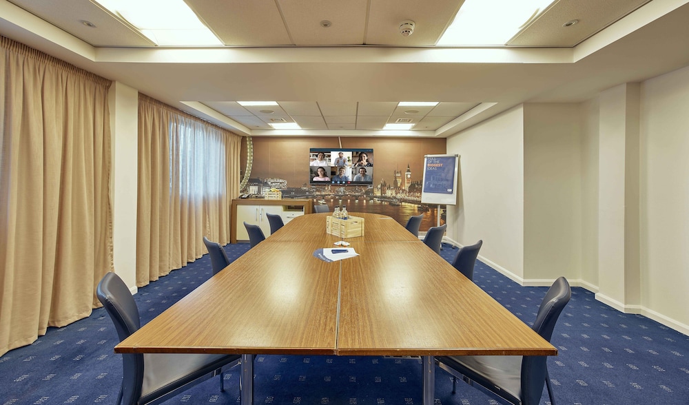 

Milano - Stepney - Holiday Inn Express London - Stratford