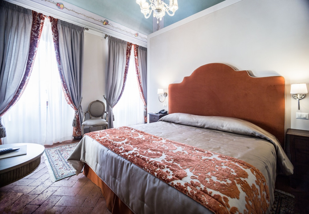 

Bari - Castellina in Chianti - Palazzo Leopoldo Dimora Storica & Spa
