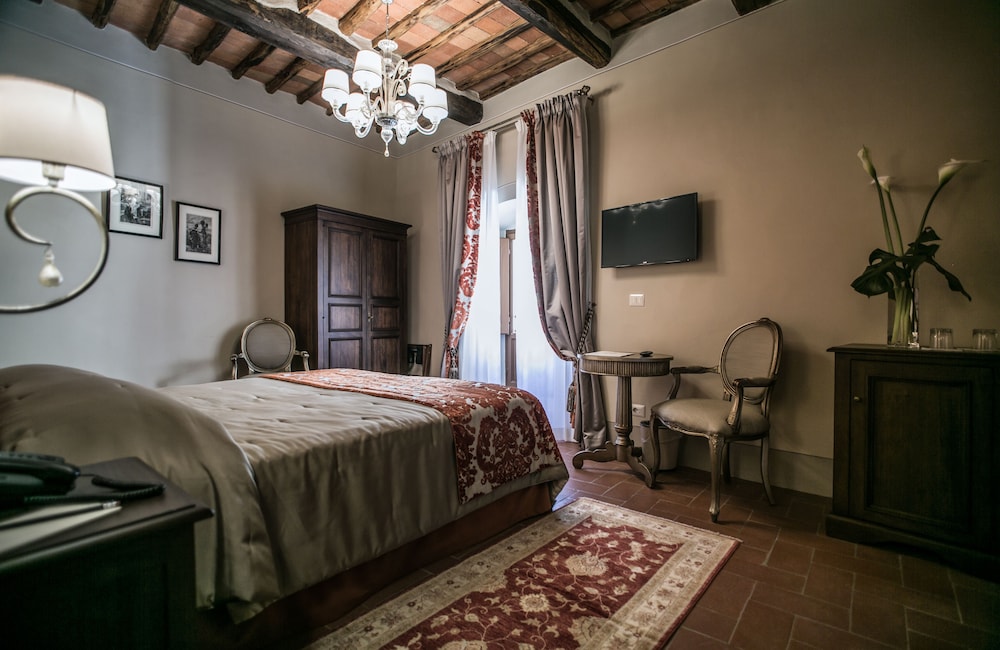 

Milano - Gaiole in Chianti - Palazzo Leopoldo Dimora Storica & Spa