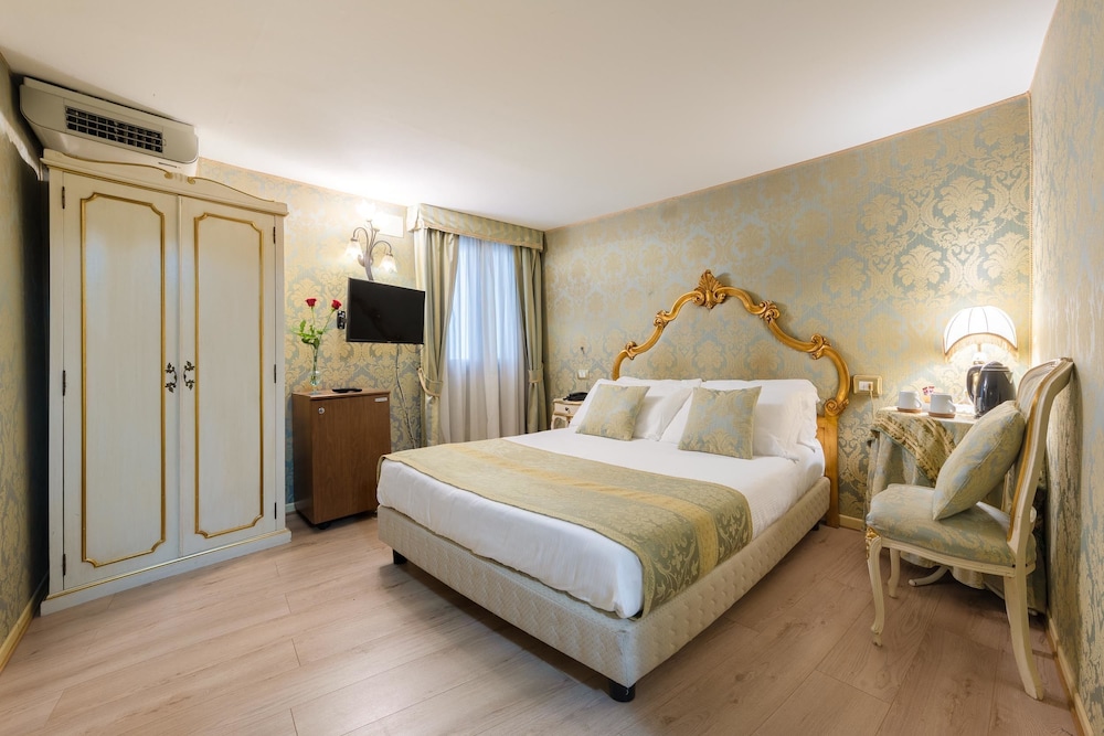 

Torino - Lido di Venezia - Hotel San Giorgio