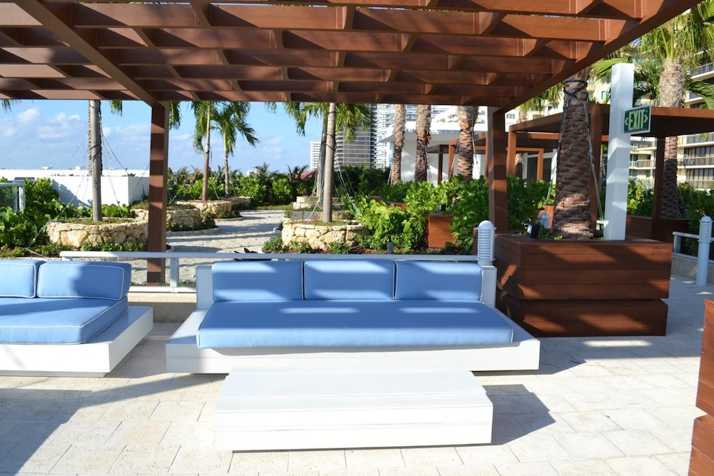 

Milano - Sunny Isles Beach - Grand Beach Hotel Surfside West