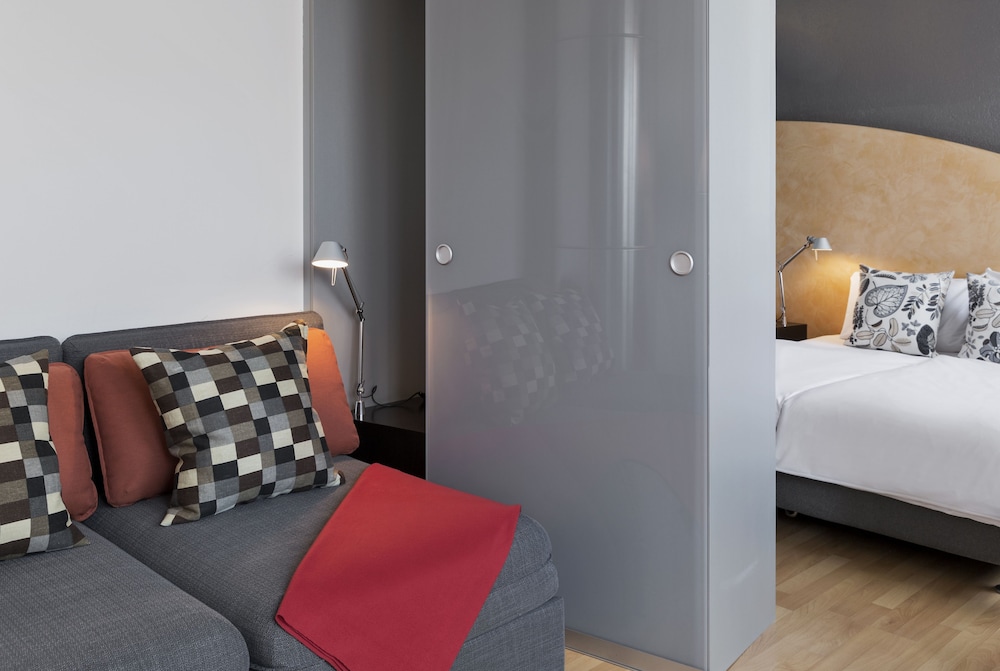 

Roma - Muri bei Bern - Hotel La Pergola