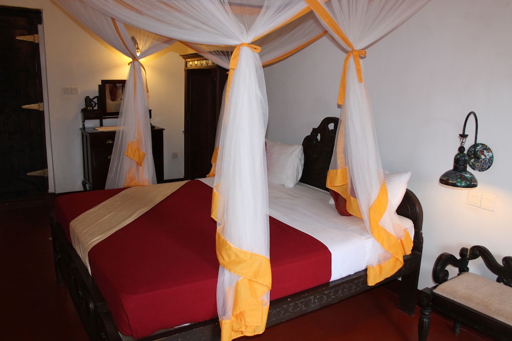

Torino - Zanzibar Town - Mizingani Seafront Hotel