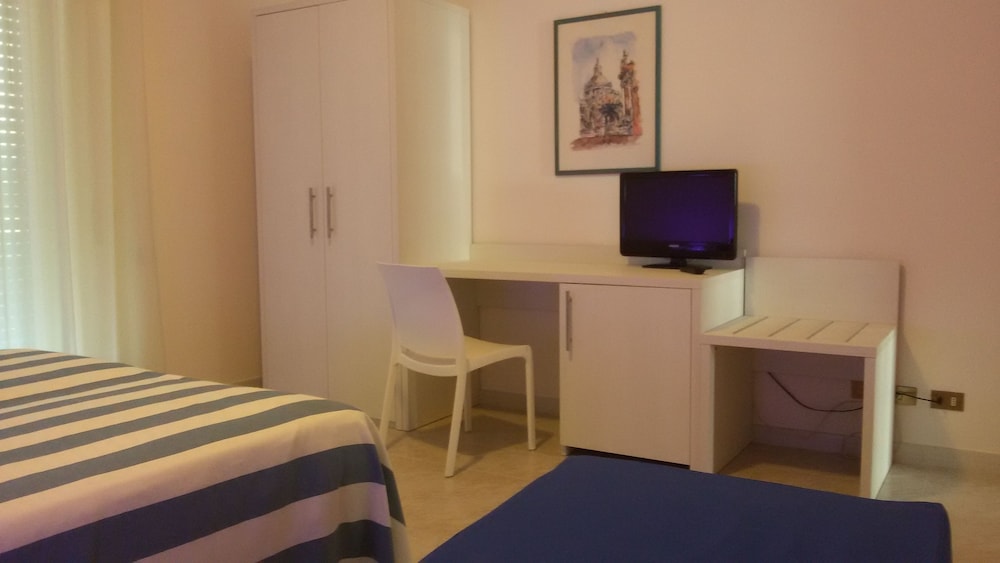 

Trieste - Tindari - Hotel Il Gabbiano Beach