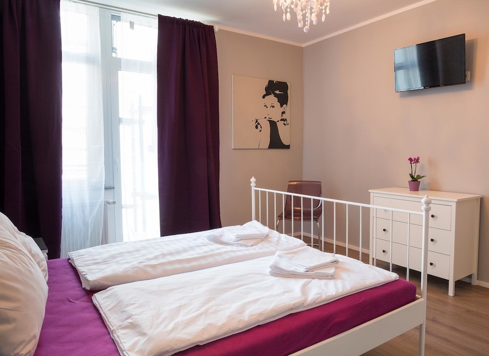 

Milano - Offenbach - Hotel Forty Four