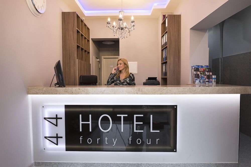 

Lamezia Terme - Francoforte sul Meno - Hotel Forty Four