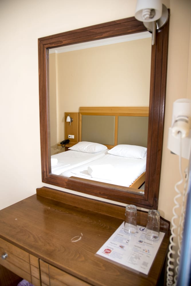 

Venezia - Kéfalos - Hermes Hotel