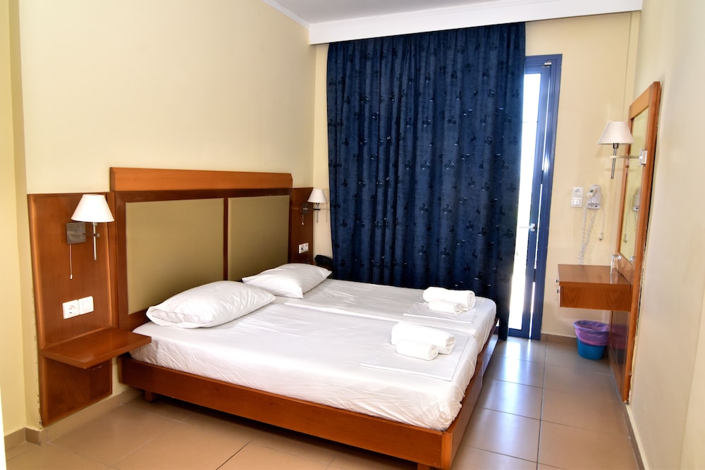 

Pisa - Kéfalos - Hermes Hotel