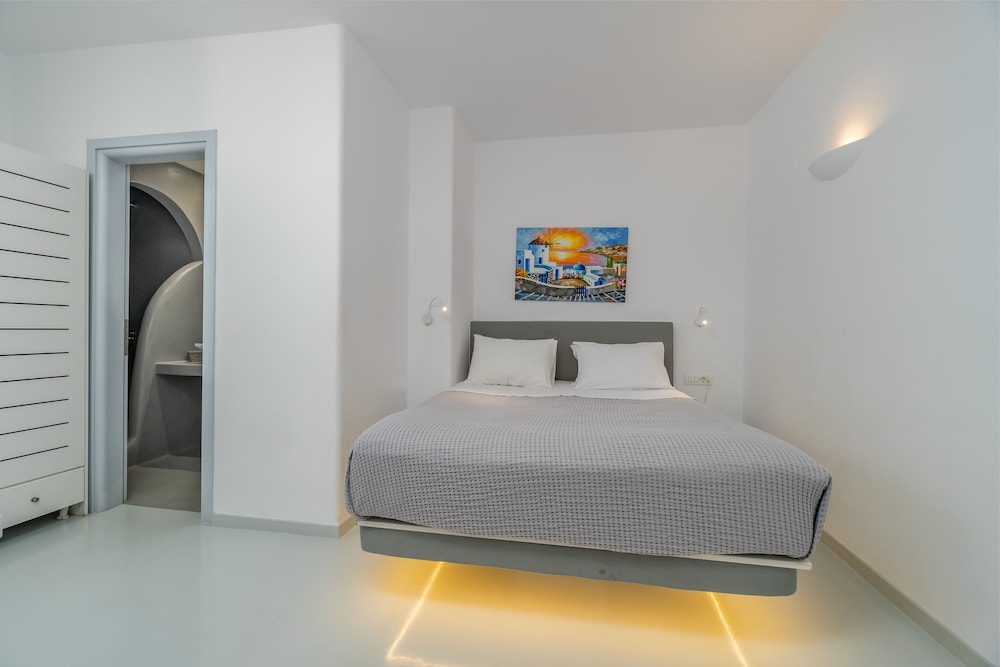 

Firenze - Santorini, Isole Greche - Central Fira Suites
