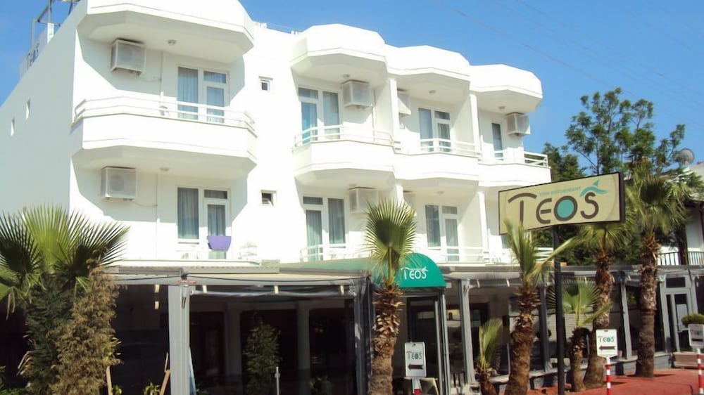 

Milano - Lara - Teos Hotel