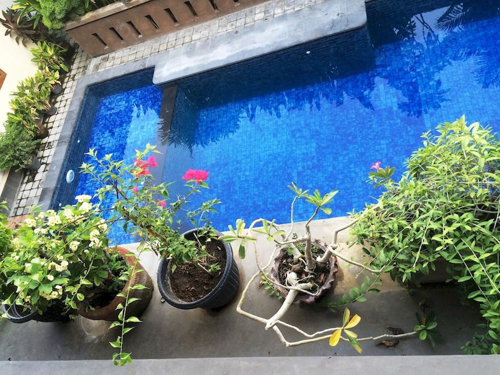

Milano - Tuban - Waringin Home Stay