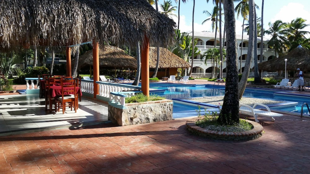 

Catania - Bávaro - Hotel Cortecito Inn Bavaro