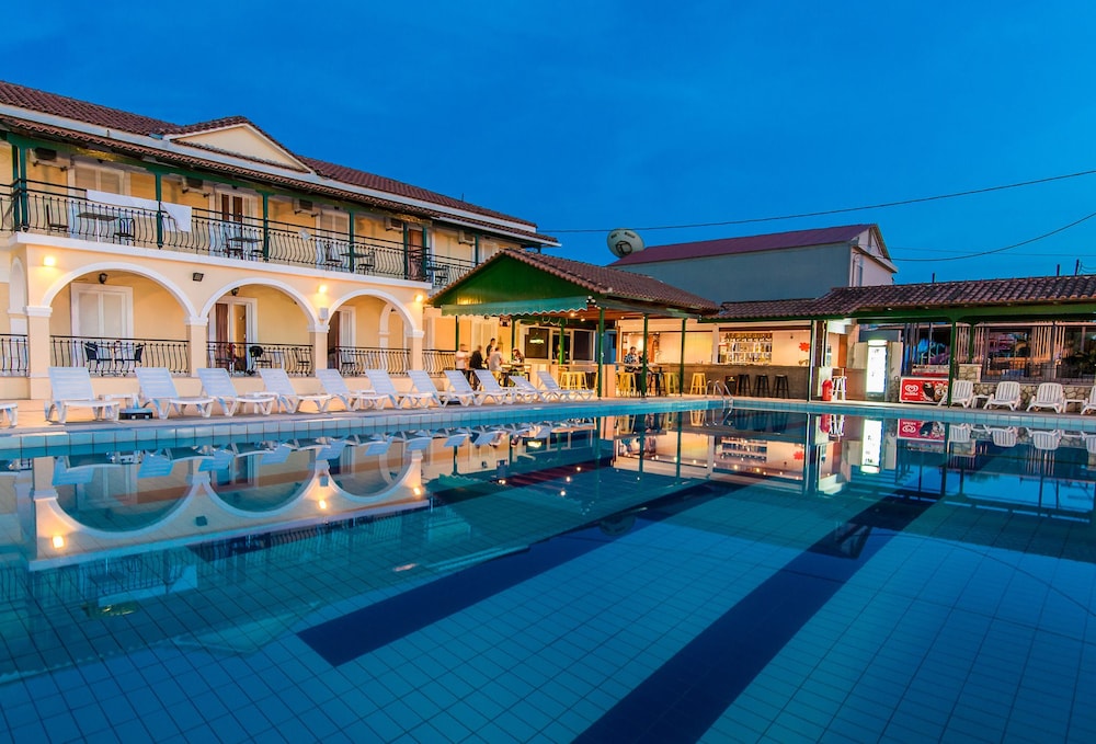 

Roma - Planos - Perkes Hotel Complex