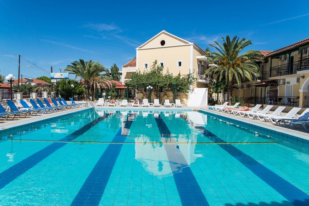 

Verona - Laganas - Perkes Hotel Complex