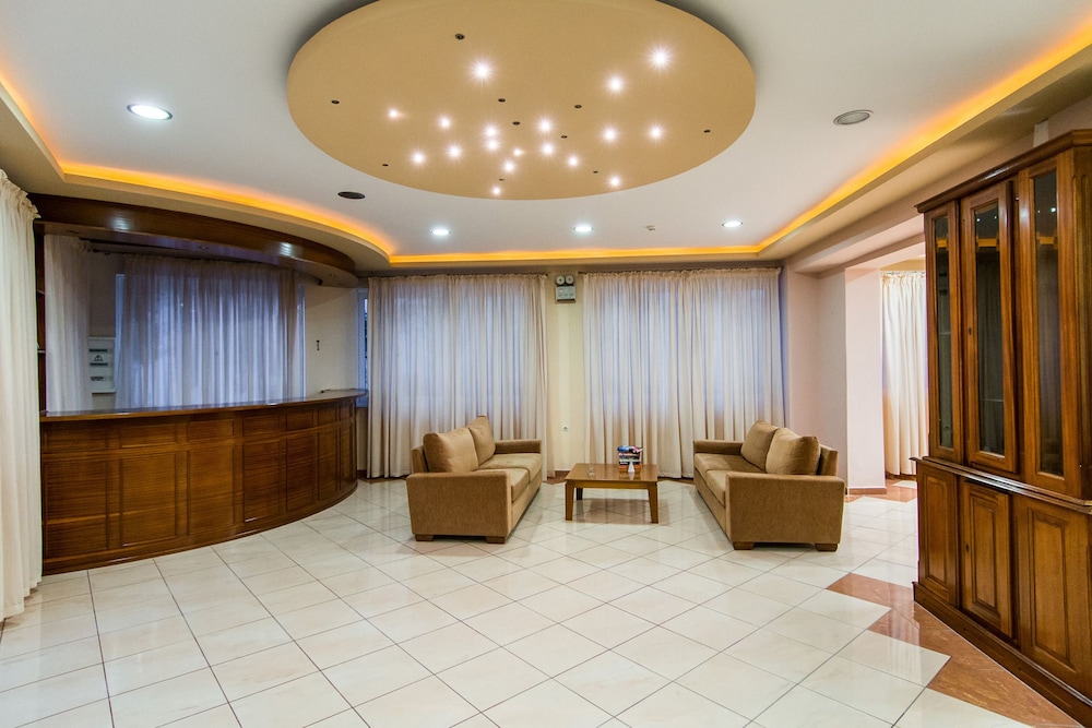 

Napoli - Planos - Perkes Hotel Complex