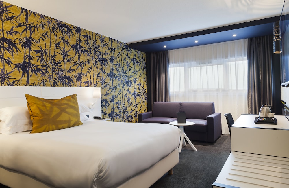 

Bologna - Paris Charles de Gaulle - Hotel Inn Paris CDG Airport