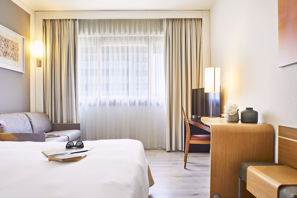

Olbia - Bologna - Living Place Hotel