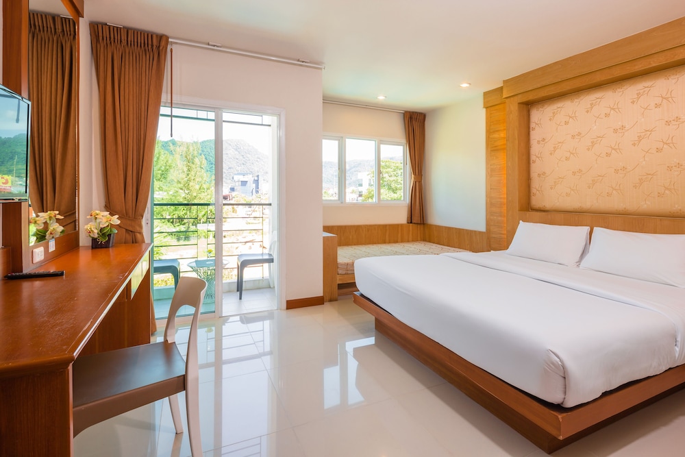 

Roma - Bang Tao Beach - Sungthong Kamala Beach Resort