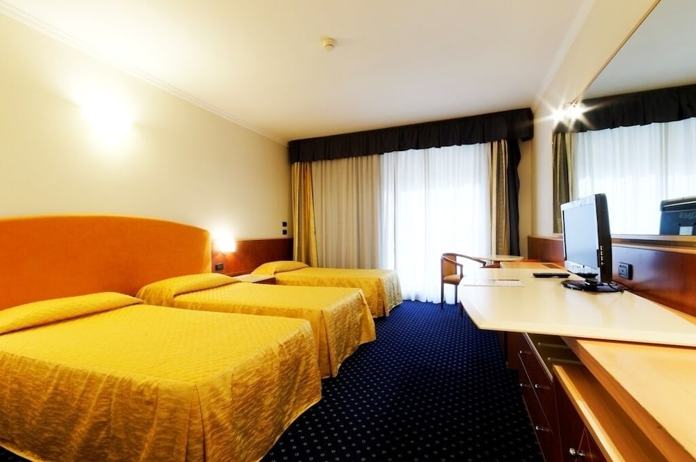 

Cagliari - Affi - Hotel Eurocongressi