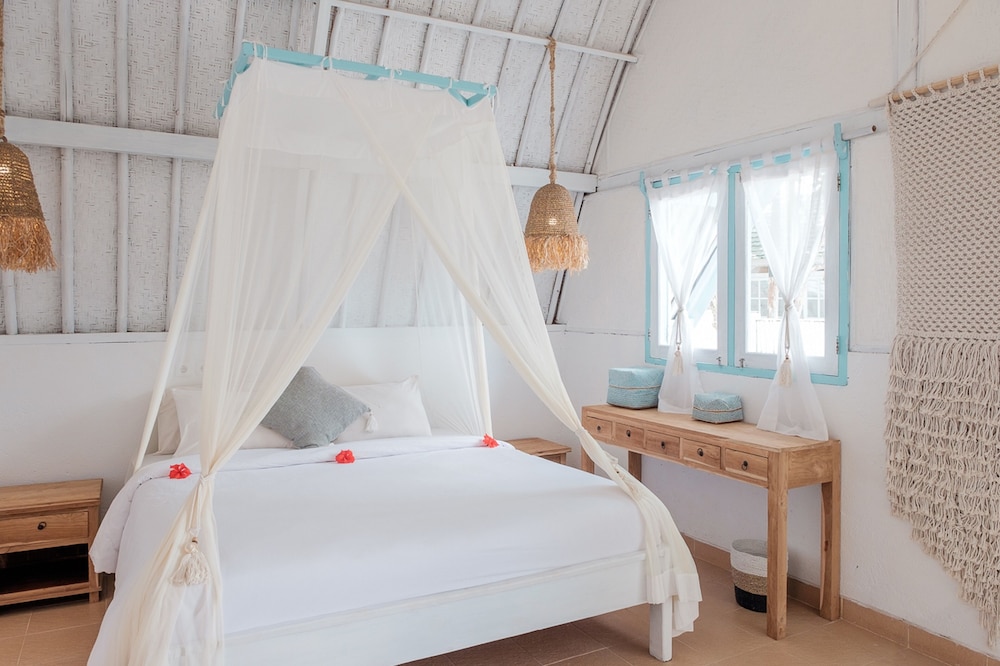

Roma - Pemenang - 7SEAS Cottages