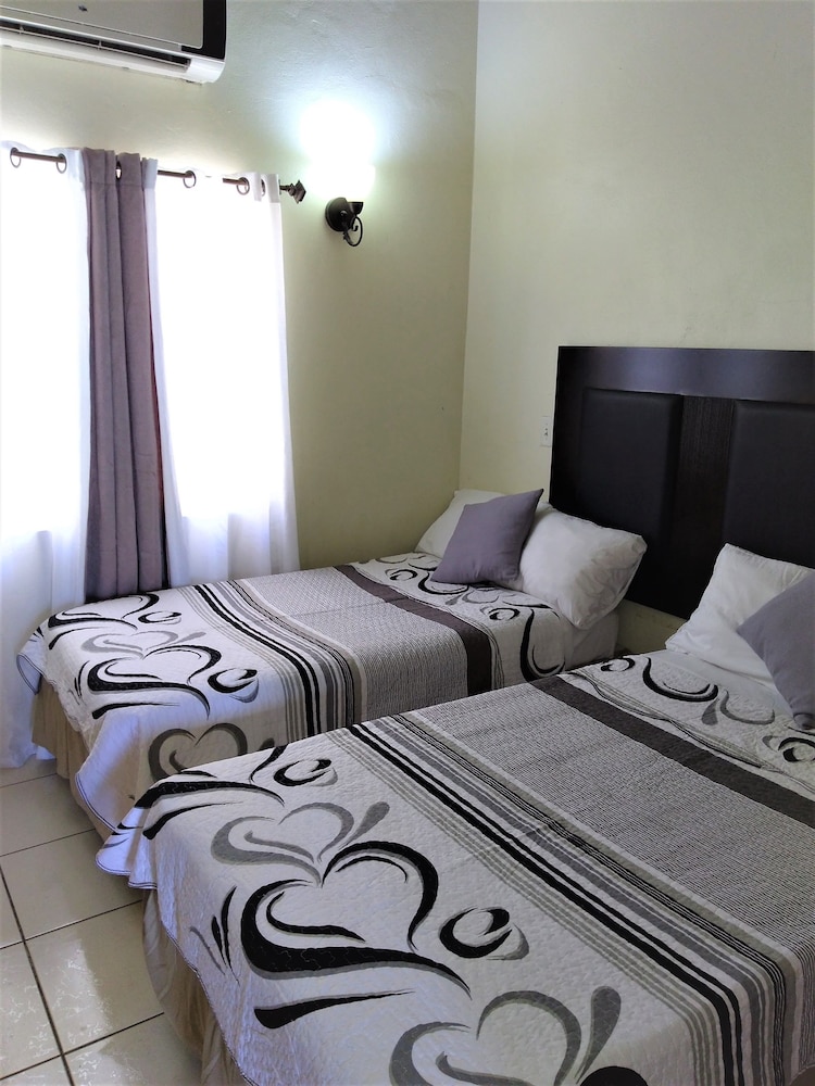 

Milano - St. John's - Connie's Comfort Suites