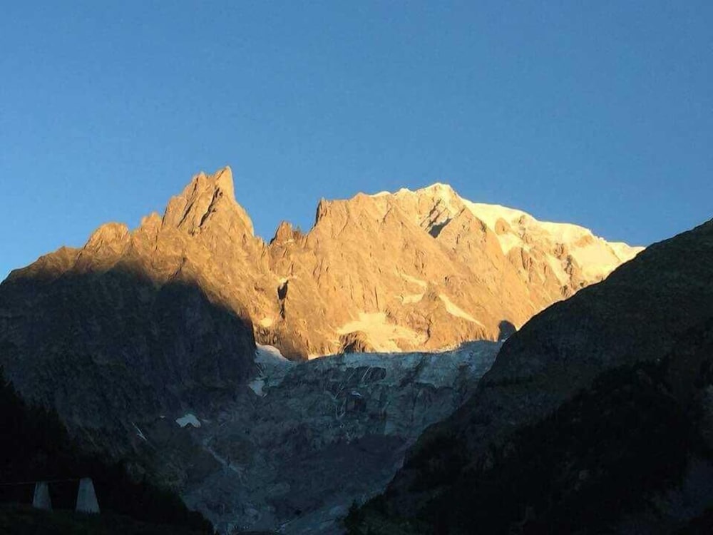 

Milano - La Thuile - Hotel Edelweiss