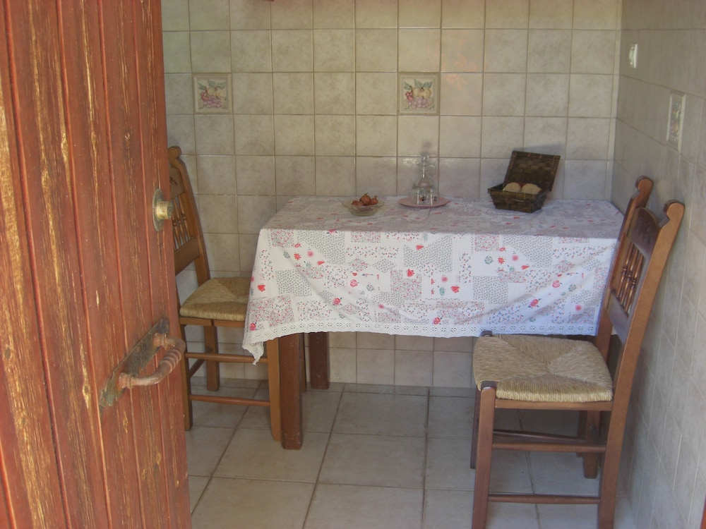 

Roma - Kalyves - Patriko Traditional Residence