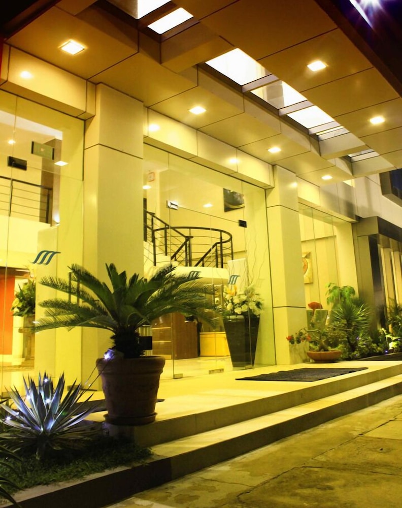 

Roma - Sorong - Royal Mamberamo Hotel