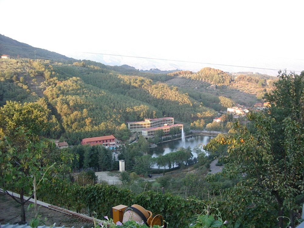 

Catania - Pistoia - Hotel Lago Verde