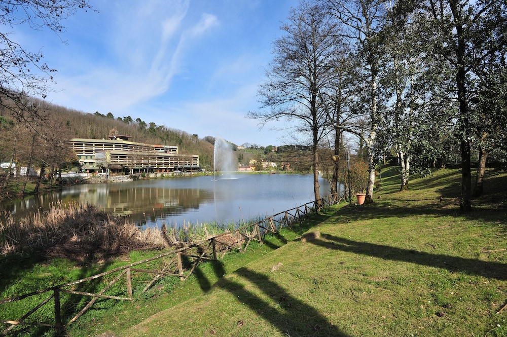 

Milano - Pistoia - Hotel Lago Verde