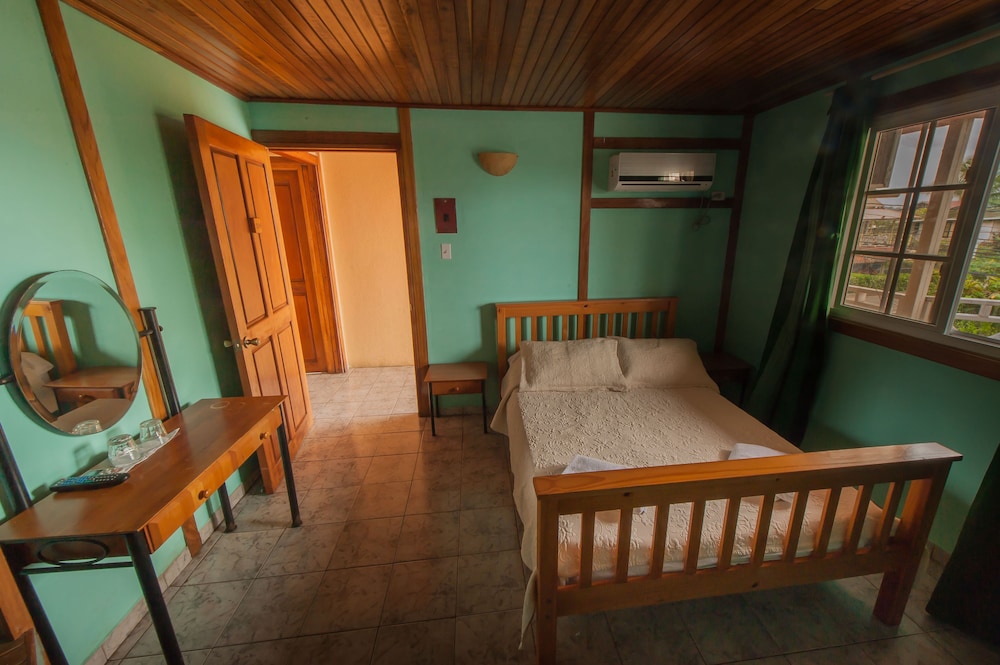 

Milano - Bocas del Toro - Hotel Posada Los Delfines