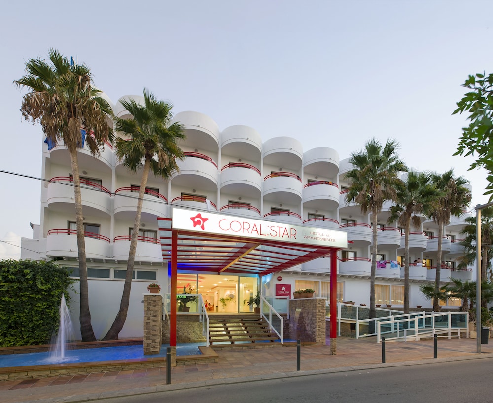 

Napoli - Port des Torrent - Coral Star Hotel