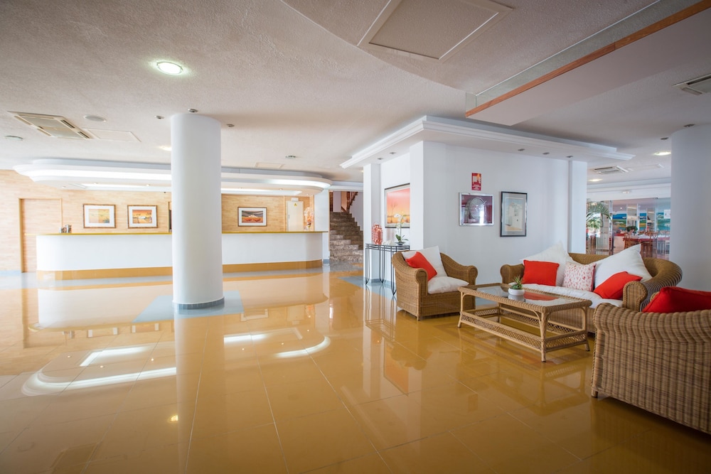 

Palermo - San Antonio de Portmany, Ibiza - Coral Star Hotel