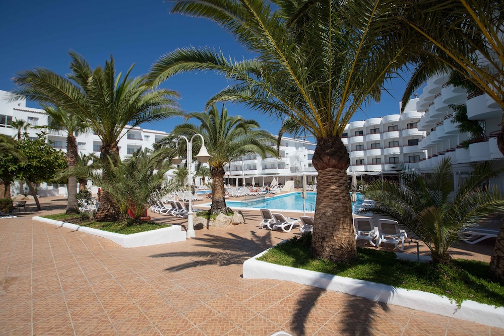 

Palermo - San José de Sa Talaia - Coral Star Hotel