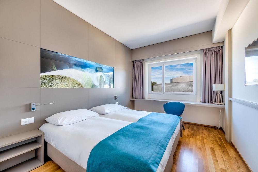 

Catania - Losanna - Aquatis Hotel
