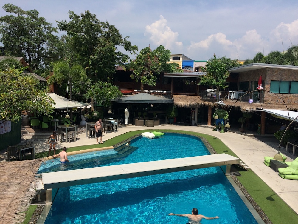 

Roma - Pattaya - Momento Resort