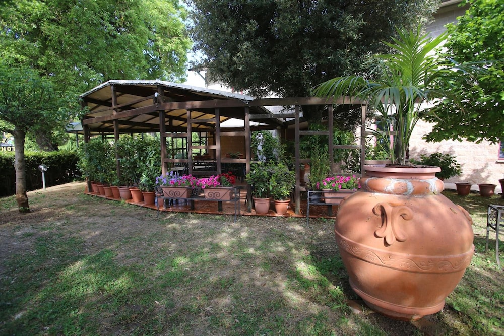 

Cagliari - Chianti, Toscana - Al Brunello