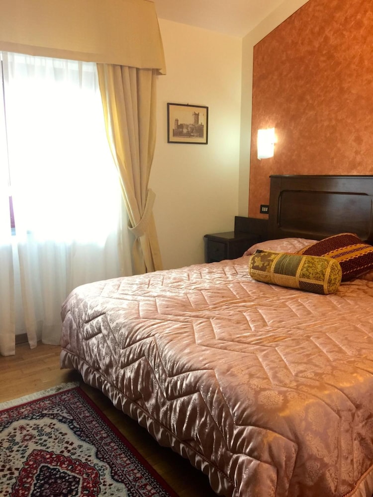 

Bologna - Montalcino - Al Brunello