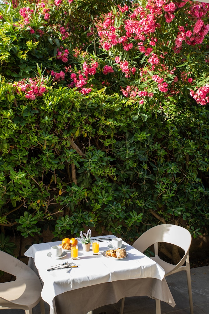 

Bologna - Macinaggio - Hotel URICORDU and SPA