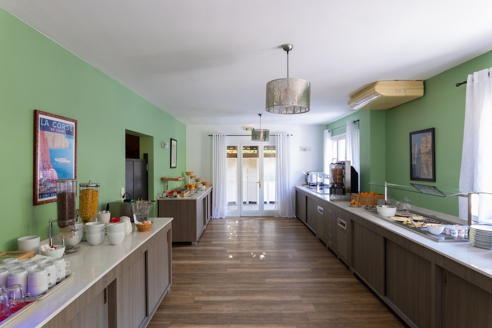 

Roma - Macinaggio - Hotel URICORDU and SPA