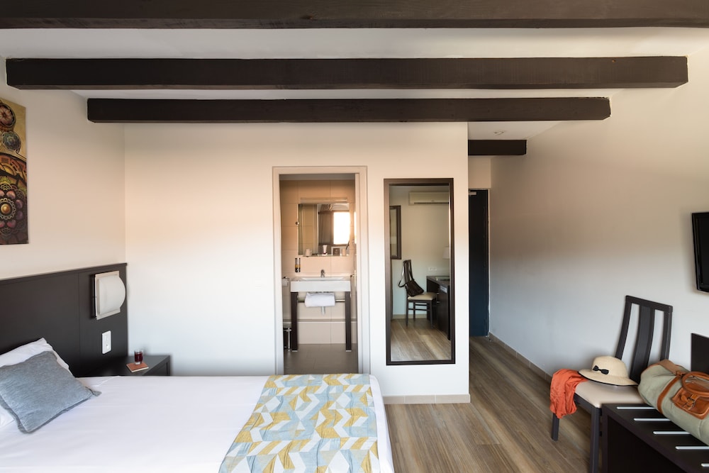 

Roma - Macinaggio - Hotel URICORDU and SPA