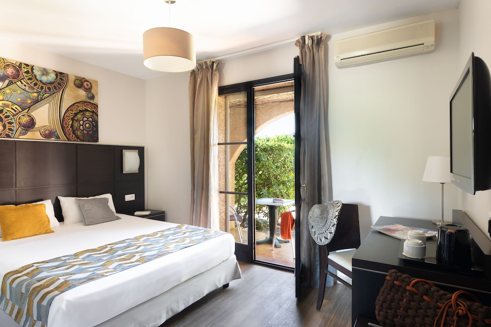 

Milano - Macinaggio - Hotel URICORDU and SPA