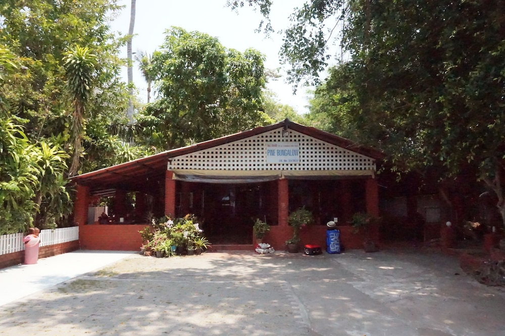 

Roma - Klong Muang Beach - Pine Bungalow