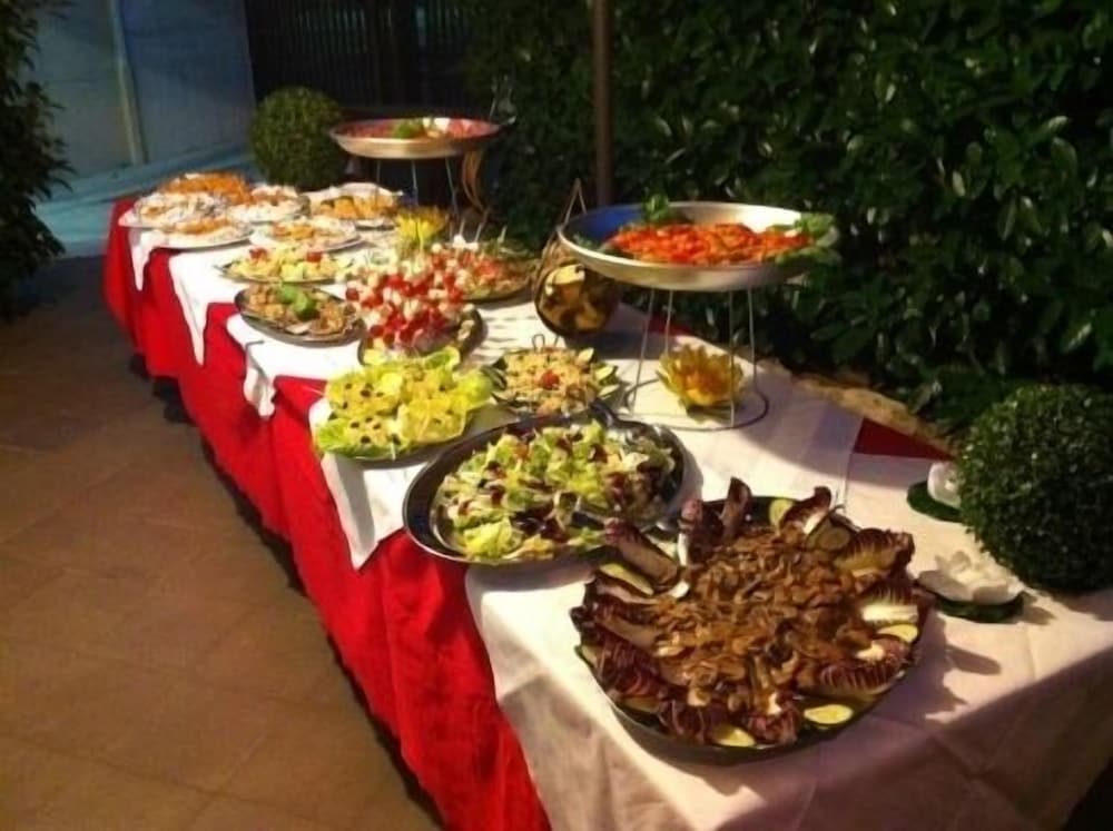 

Bologna - Rossano Calabro - Hotel San Luca