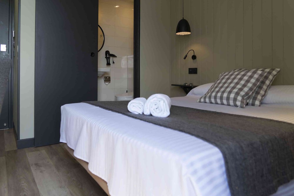 

Catania - Colombes - Hotel SUB