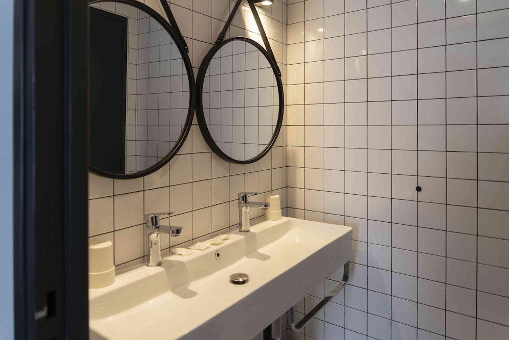 

Palermo - Colombes - Hotel SUB