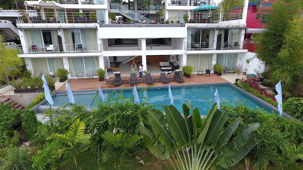 

Milano - Tagbilaran - Ocean Suites Bohol Boutique Hotel