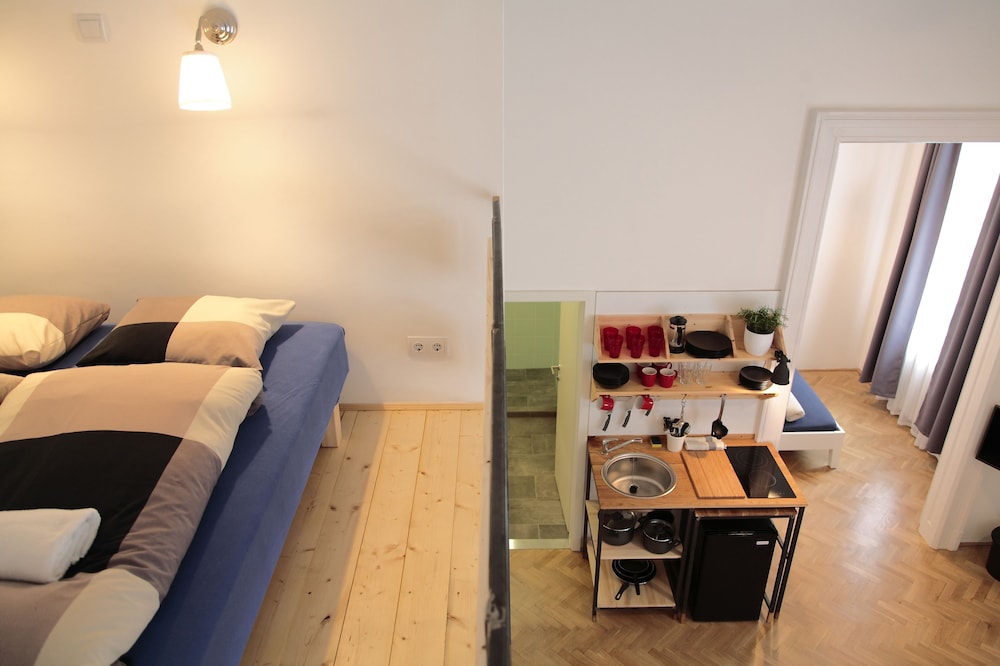 

Trieste - Budapest - Maverick Apartments