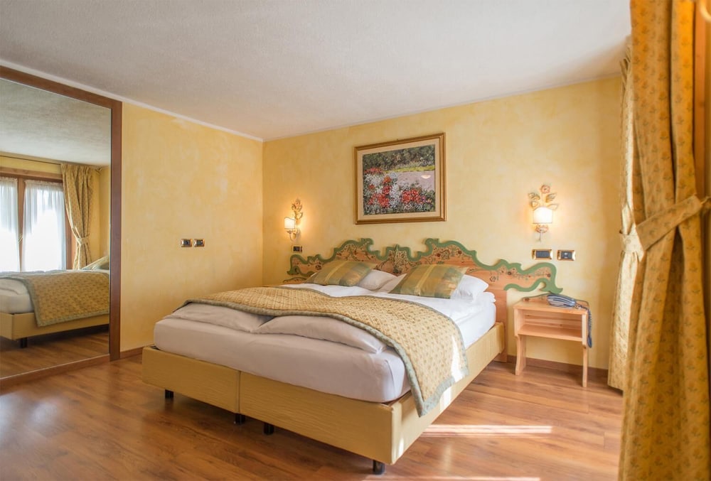 

Bari - Cervinia - Hotel Da Compagnoni