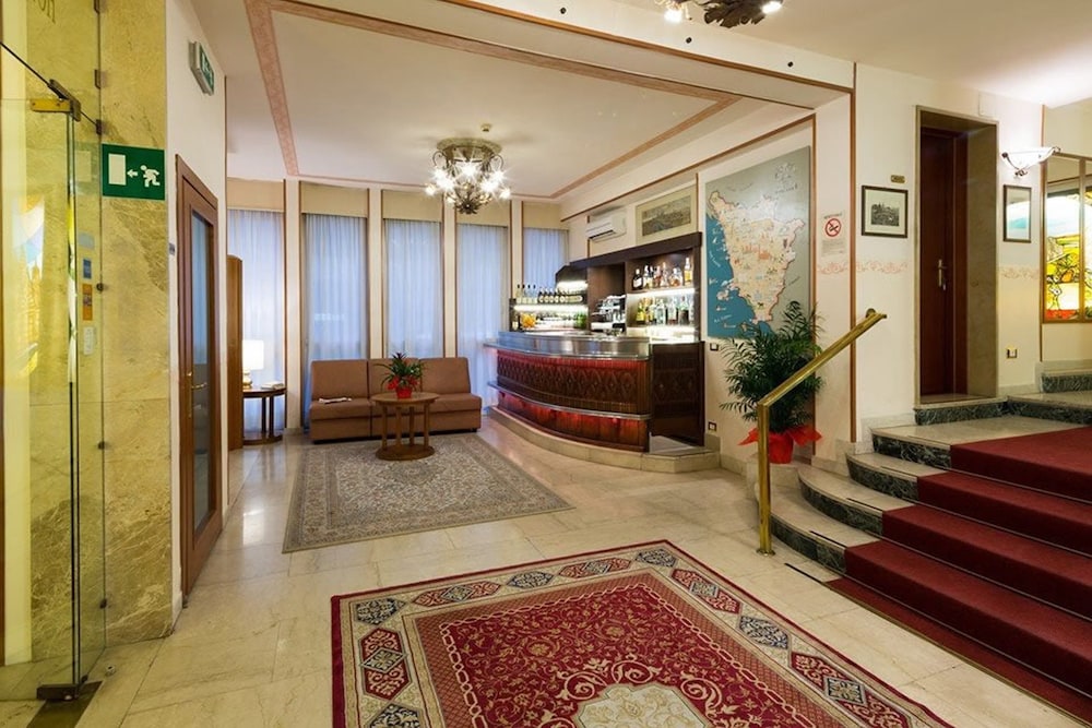 

Milano - Pisa - Hotel Terminus & Plaza